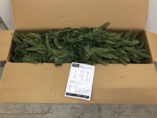 6FT NEWBURGH MIXED TIPS SLIM PRE LIT CHRISTMAS TREE