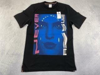 PAUL SMITH GENT'S NEVER ASSUME PRINT TSHIRT. SIZE: S, MADE FROM: 100% COTTON. RRP: £165