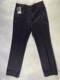 PAUL SMITH MEN'S STANDARD FIT CHINO. SIZE: 30, MADE FROM: 98% COTTON 2% ELASTANE - WOVEN PIECE DYED 315GM. RRP: £140