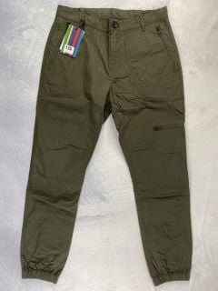 PAUL SMITH MEN'S FLIGHT TROUSER. SIZE: 30, MADE FROM: 77% COTTON 23% NYLON - WOVEN PIECE DYED 116GM. RRP: £130