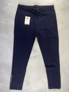 PAUL SMITH MEN'S JOGGER. SIZE: L, MADE FROM: 100 COTTON   320GRM KNITTED PIECE DYED. RRP: £140