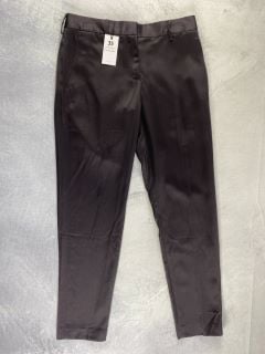 PAUL SMITH WOMEN'S TROUSERS. SIZE: 40, MADE FROM: 100% VISCOSE. RRP: £310