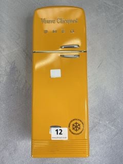 VEUVE CLICQUOT CHAMPAGNE BRUT 750ML 12% WITH SMEG CASE RRP£72.99 18+ ID MAY BE REQUIRED UPON COLLECTION, E.G. A VALID PASSPORT