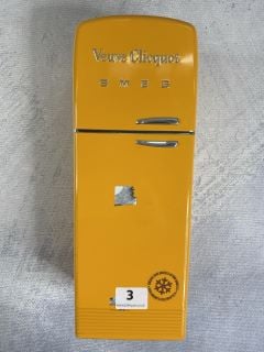 VEUVE CLICQUOT CHAMPAGNE BRUT 750ML 12% WITH SMEG CASE RRP£72.99 18+ ID MAY BE REQUIRED UPON COLLECTION, E.G. A VALID PASSPORT