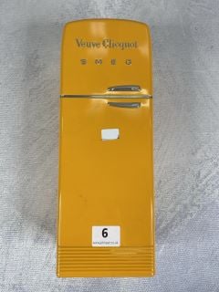 VEUVE CLICQUOT CHAMPAGNE BRUT 750ML 12% WITH SMEG CASE RRP£72.99 18+ ID MAY BE REQUIRED UPON COLLECTION, E.G. A VALID PASSPORT