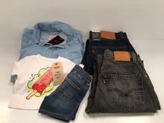 5 X LEVIS GARMENTS VARIOUS MODELS AND SIZES INCLUDING CHILD SET 3 MONTHS - LOCATION 42A.