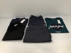 5 X JACK & JONES CLOTHING VARIOUS SIZES AND MODELS INCLUDING GREEN T-SHIRT SIZE L - LOCATION 22A.