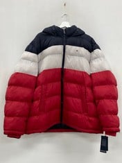 TOMMY HILFIGER MEN'S QUILTED HOODED JACKET, NAVY/WHITE/RED, SIZE 2XL - LOCATION 1B.