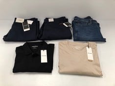 5 X JACK & JONES CLOTHING VARIOUS STYLES AND SIZES INCLUDING BLACK POLO SHIRT SIZE S - LOCATION 21B.