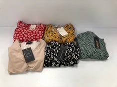 5 X DRESSES OF VARIOUS BRANDS AND SIZES INCLUDING SPRINGFIELD YELLOW DRESS SIZE 40 - LOCATION 25B.