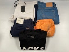 5 X JACK JONES BRAND CLOTHING VARIOUS SIZES AND MODELS INCLUDING ORANGE SWIMMING COSTUME SIZE S-LOCATION 4B.