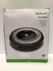 ROOMBA E5 ROBOT (NOT WORKING) - LOCATION 17C.