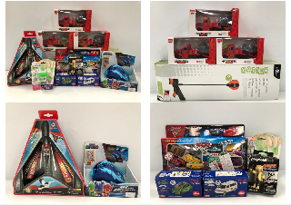 11 X ASSORTMENT OF GAMES AND TOYS INCLUDING RACE 3 CAR COLLECTION - LOCATION 26C.