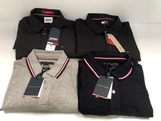 4 X TOMMY HILFIGER GARMENTS VARIOUS MODELS AND SIZES INCLUDING GREY POLO SHIRT L - LOCATION 50A.