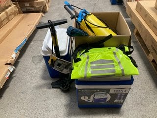 QTY OF ASSORTED ITEMS TO INCLUDE 2 X COOL BOXES IN BLUE AND GLORIA PRIMEX 5 COMPRESSION SPRAYER: LOCATION - BR8