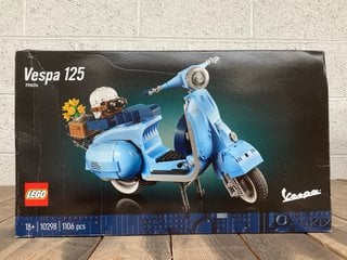 LEGO VESPA 125 SET 10298: LOCATION - BR9