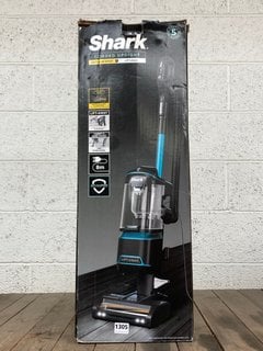 SHARK CORDED UPRIGHT VACUUM MODEL: NZ690UK: LOCATION - BR9