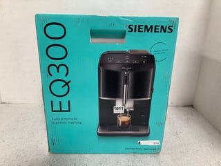 SIEMENS EQ300 FULLY AUTOMATIC ESPRESSO MACHINE - RRP - £349: LOCATION - D5