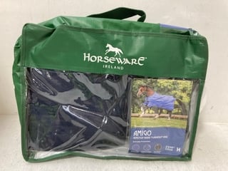 HORSEWARE AMIGO RIPSTOP 900D TURNOUT 50G RUG IN DARK NAVY SIZE: 5'9/69'': LOCATION - A16