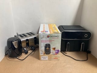 QTY OF ASSORTED HOUSE HOLD ITEMS TO INCLUDE BOSCH TASSIMO HAPPY BUNDLE COFFEE MACHINE: LOCATION - A18