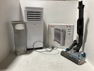 3 X ASSORTED ITEMS TO INCLUDE SWAN 9 FINS MINI OIL HEATER: LOCATION - B19