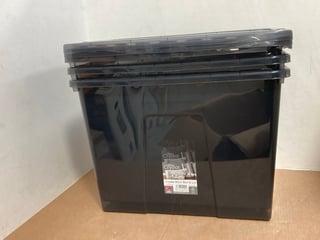 SET OF 3 80L STORAGE BOXES WITH LIDS: LOCATION - B14