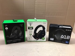 3 X ASSORTED GAMING ACCESSORIES TO INCLUDE TURTLE BEACH STEALTH 700 GEN 2 MAX MULTIPLATFORM GAMING HEADSET: LOCATION - B12