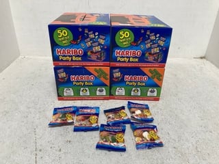 4 X BOXES OF HARIBO 50 HALLOWEEN TREAT PARTY BAGS BB: 10/25: LOCATION - B8