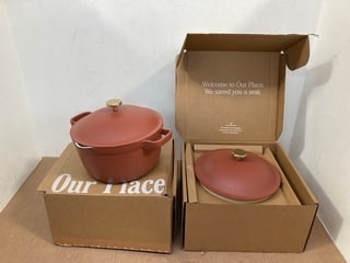 2 X OUR PLACE PERFECT POTS WITH LID AND BEECHWOOD SPOONS - RRP - £550: LOCATION - B4