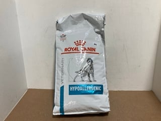 ROYAL CANIN VETERINARY HYPOALLERGENIC DRY DOG FOOD PACK - 14 KG: LOCATION - B2