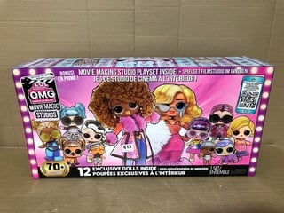 LOL SURPRISE OMG MOVIE MAGIC STUDIOS PLAYSET - 12 EXCLUSIVE DOLLS INSIDE: LOCATION - C2