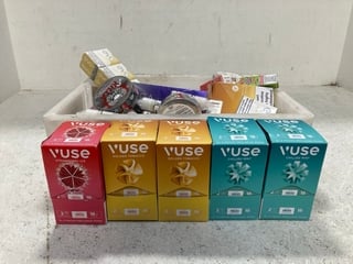 QTY OF ASSORTED VAPE ITEMS TO INCLUDE JUCCE FIZZ PINK LEMONADE 12MG VAPE LIQUID BB: 04/25 (PLEASE NOTE: 18+YEARS ONLY. ID MAY BE REQUIRED): LOCATION - C5