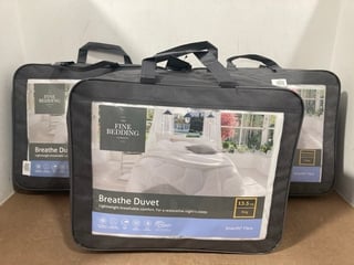 3 X THE FINE BEDDING COMPANY SINGLE SIZE FOUR SEASONS AND KING SIZE 13.5 TOG BREATHE DUVETS: LOCATION - C19