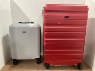 2 X ASSORTED SIZED JOHN LEWIS AND PARTNERS HARDSHELL TRAVEL SUITCASES IN LIGHT GREY AND RED: LOCATION - C20