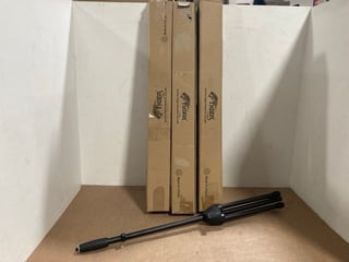 3 X TRIPOD MICROPHONE STANDS IN BLACK: LOCATION - C21