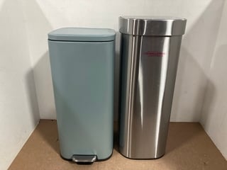 2 X ASSORTED JOHN LEWIS AND PARTNERS WASTE BINS IN STAINLESS STEEL AND TITANIUM BLUE: LOCATION - D15