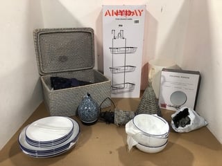 QTY OF ASSORTED JOHN LEWIS AND PARTNERS HOUSE HOLD ITEMS TO INCLUDE FOLDING MIRROR , 3 TIER SHOWER CADDY: LOCATION - D14