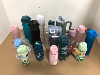 QTY OF ASSORTED CHILDRENS AND ADULT PRINTED DRINKS BOTTLES IN VARIOUS COLOURS AND SIZES: LOCATION - D12