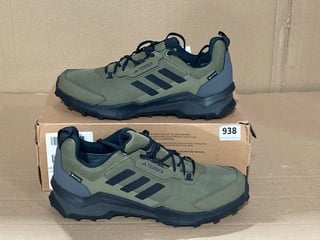 ADIDAS TERREX MENS AX4 GTX LACE UP TRAINERS IN DARK GREEN AND BLACK SIZE: 11 - RRP - £110: LOCATION - D10