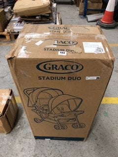 GRACO STADIUM DUO STROLLER IN BLACK/GREY: LOCATION - B4