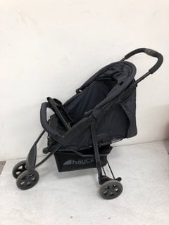 HAUCK TRI WHEELED STROLLER IN BLACK: LOCATION - B4