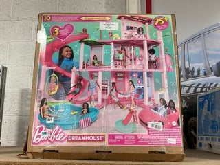 BARBIE DREAMHOUSE PLAYSET - RRP: £349.99: LOCATION - AR6