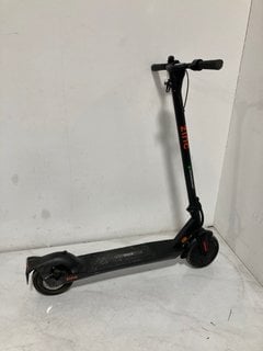 (COLLECTION ONLY) ZINC ECO MAX 3.0 ELECTRIC SCOOTER IN BLACK: LOCATION - AR6T