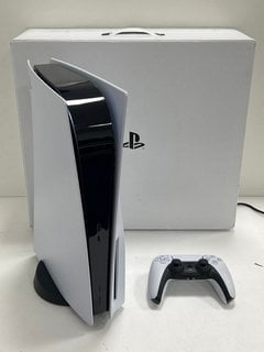 SONY PLAYSTATION 5 825 GB GAMES CONSOLE IN WHITE: MODEL NO CFI-1016A (WITH BOX & ALL ACCESSORIES, MINOR COSMETIC IMPERFECTIONS) [JPTM127815].