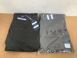 2 X CREW COMPANY CLOTHING MENS CLASSIC CHINOS IN CHARCOAL UK SIZE 34R - COMBINED RRP £138: LOCATION - H4