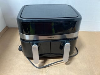 QTY OF ASSORTED ITEMS TO INCLUDE TOWER DUAL BASKET AIR FRYER IN BLACK: LOCATION - I15