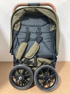 ICKLE BUBBA STRIDE MAX STROLLER IN WOODLAND: LOCATION - I2