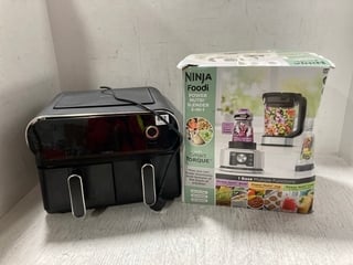 TOWER DUAL BASKET AIR FRYER IN BLACK TO ALSO INCLUDE NINJA FOODI POWER NUTRI 3 IN 1 BLENDER: LOCATION - I1