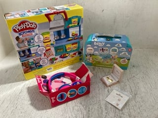 5 X ASSORTED CHILDRENS ITEMS TO INCLUDE BLUEY WOODEN PICNIC SET: LOCATION - J3