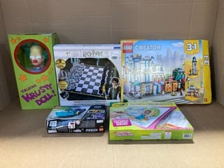 5X ASSORTED CHILDRENS TOYS TO INCLUDE CRAYOLA LIGHT-UP TRACING PAD AND LEGO CREATOR MAIN STREET: LOCATION - E2